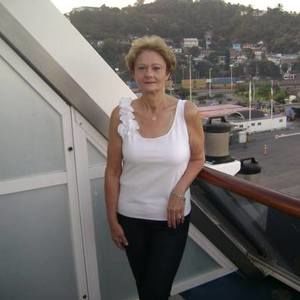 Meet your Posher, Wynona